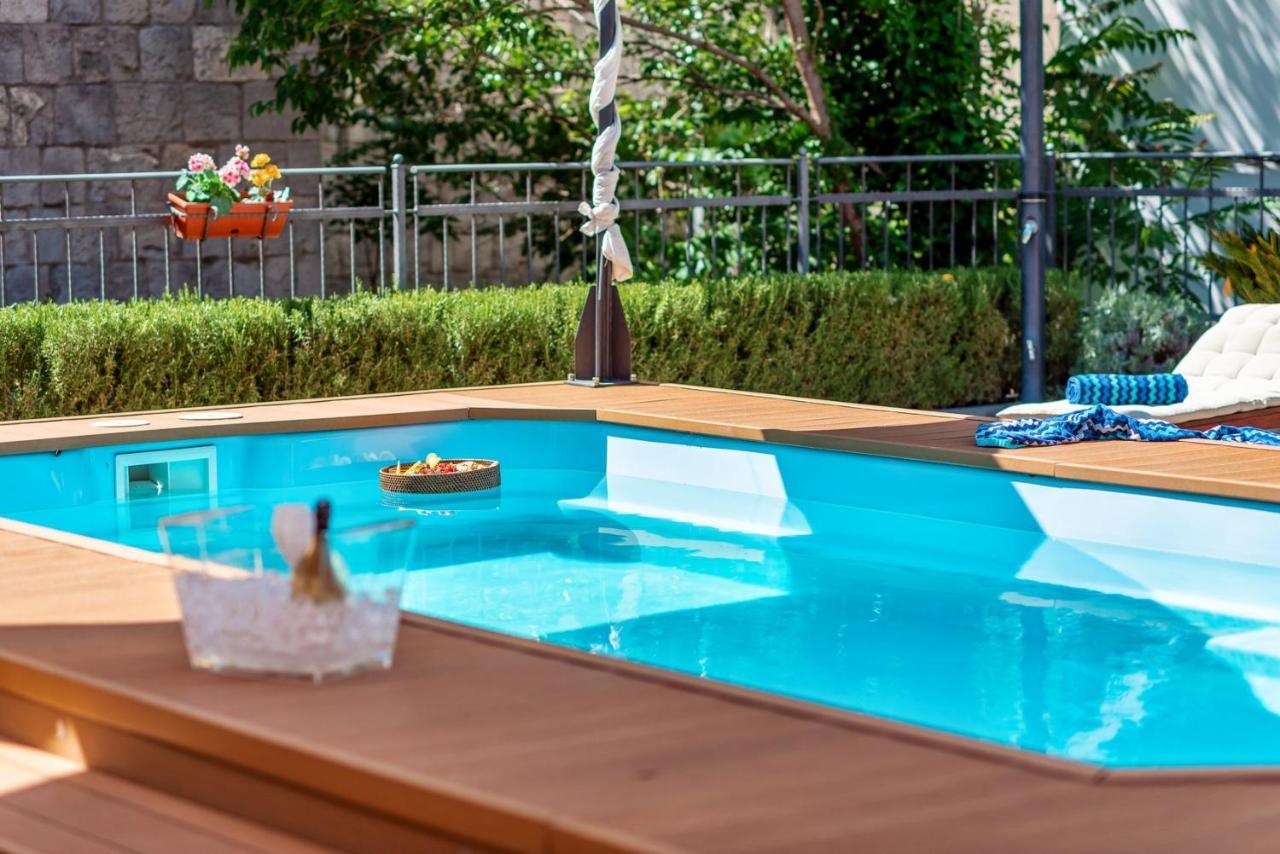 Evala Luxury Rooms With Pool And Garden Сплит Екстериор снимка