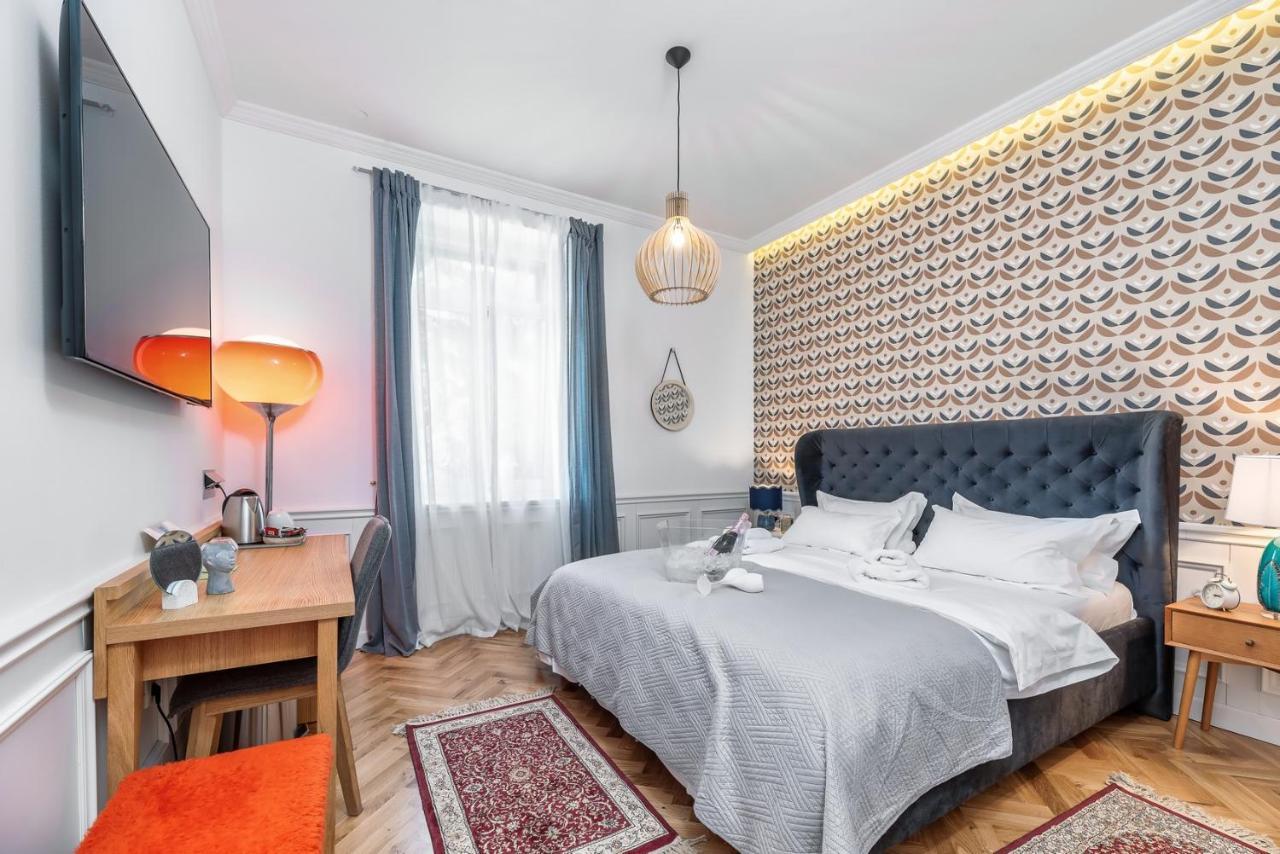 Evala Luxury Rooms With Pool And Garden Сплит Екстериор снимка